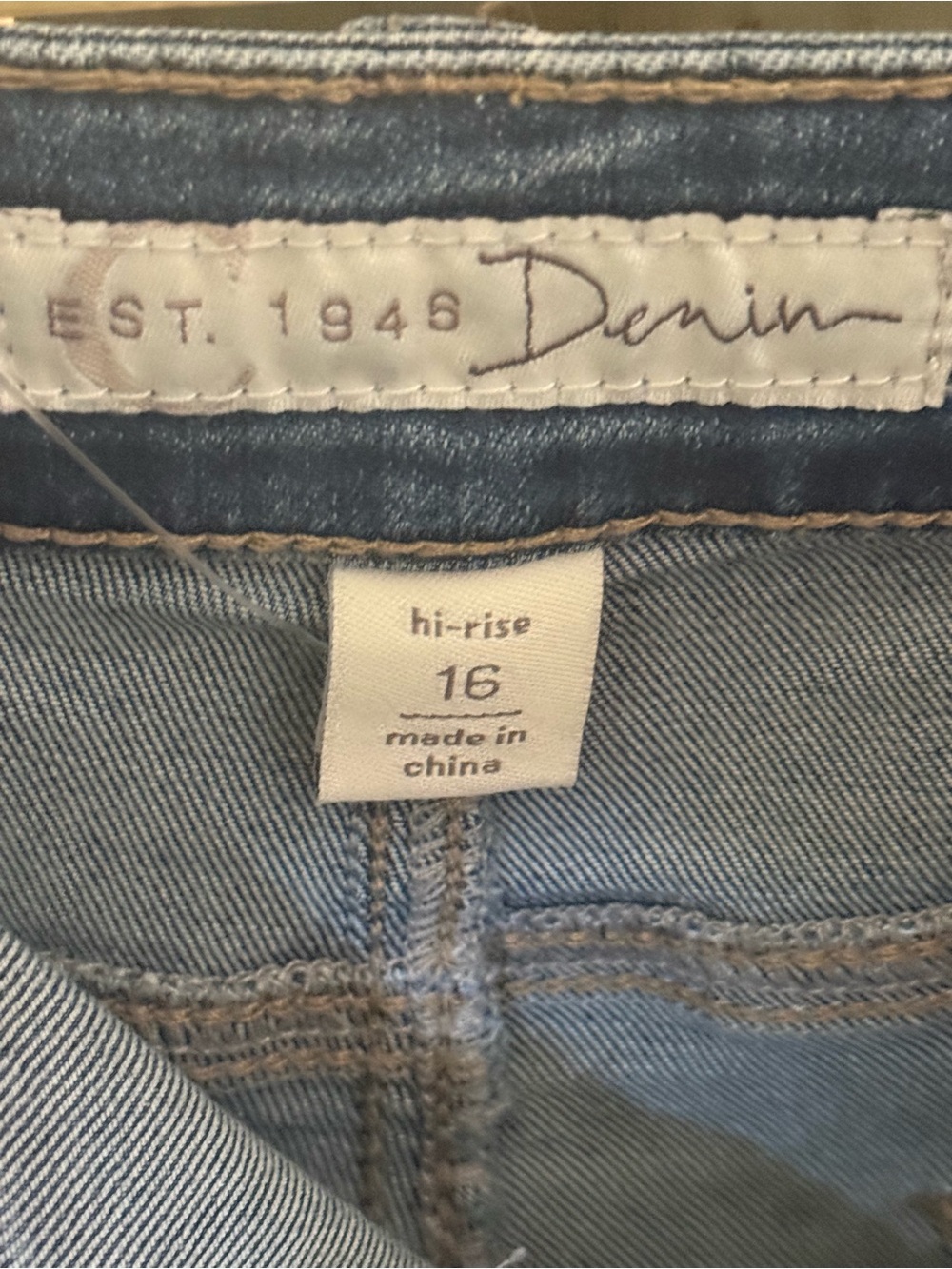 EST. 1946 High-Rise Denim Jeans with Leopard Ruffle Hem Size 16 - Picture 4 of 4